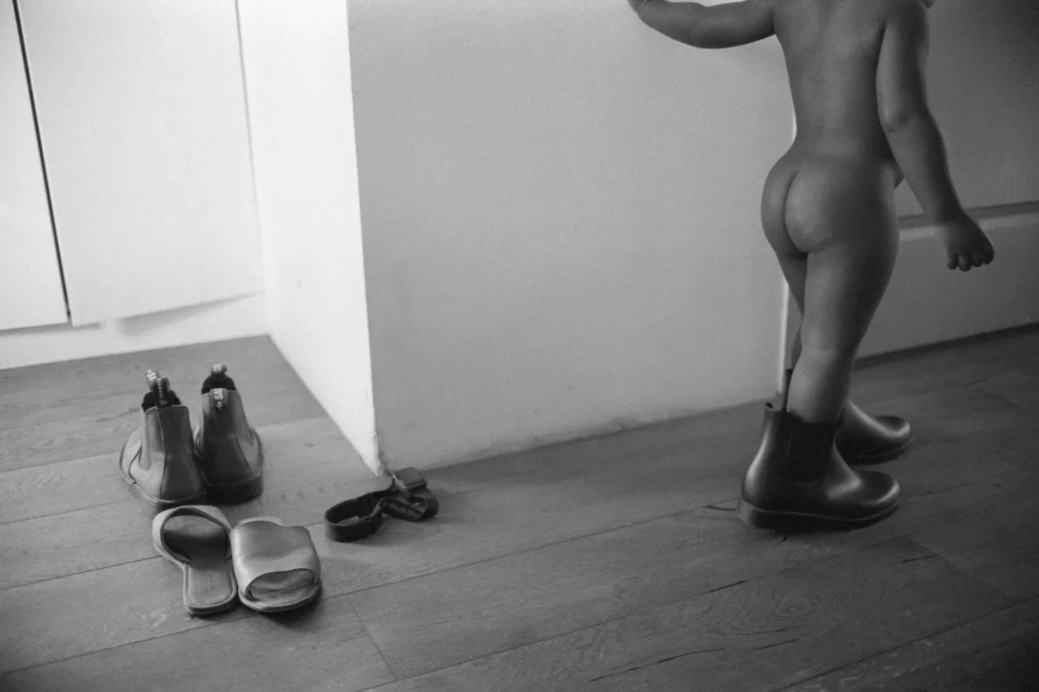 Motherhood photography by Love Made Visible