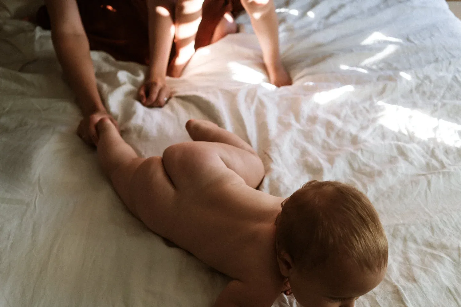Motherhood photography by Love Made Visible