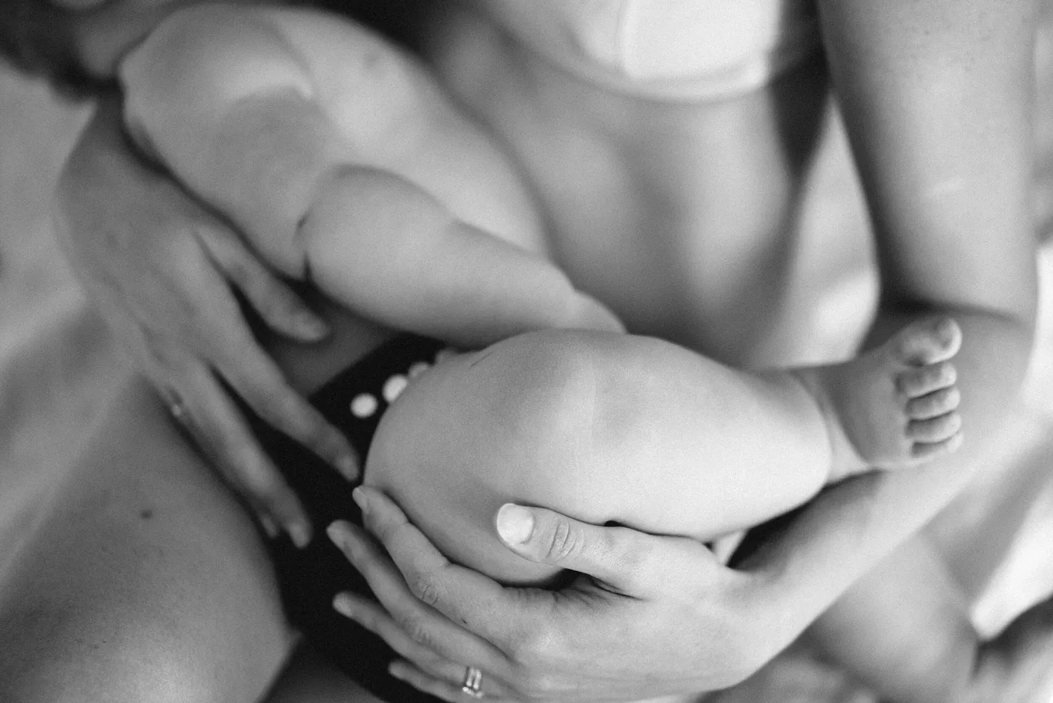 Motherhood photography by Love Made Visible